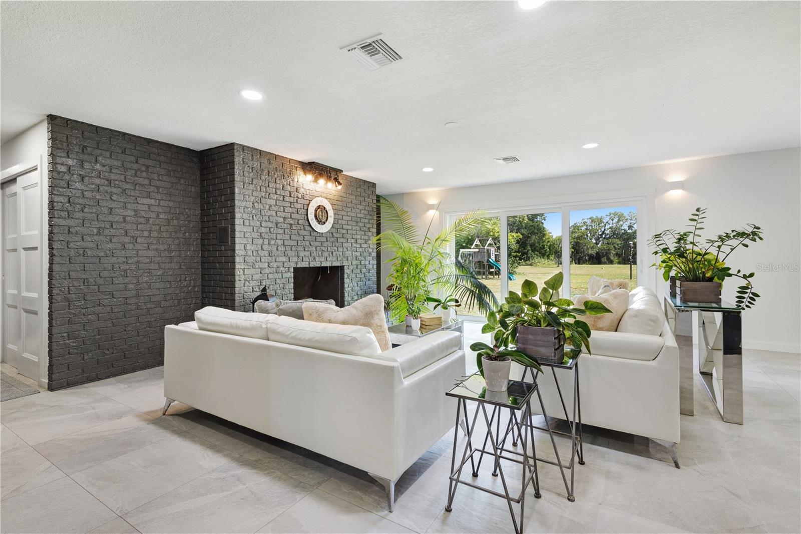 511 LAKE MIRIAM DR, LAKELAND, FL, 33813