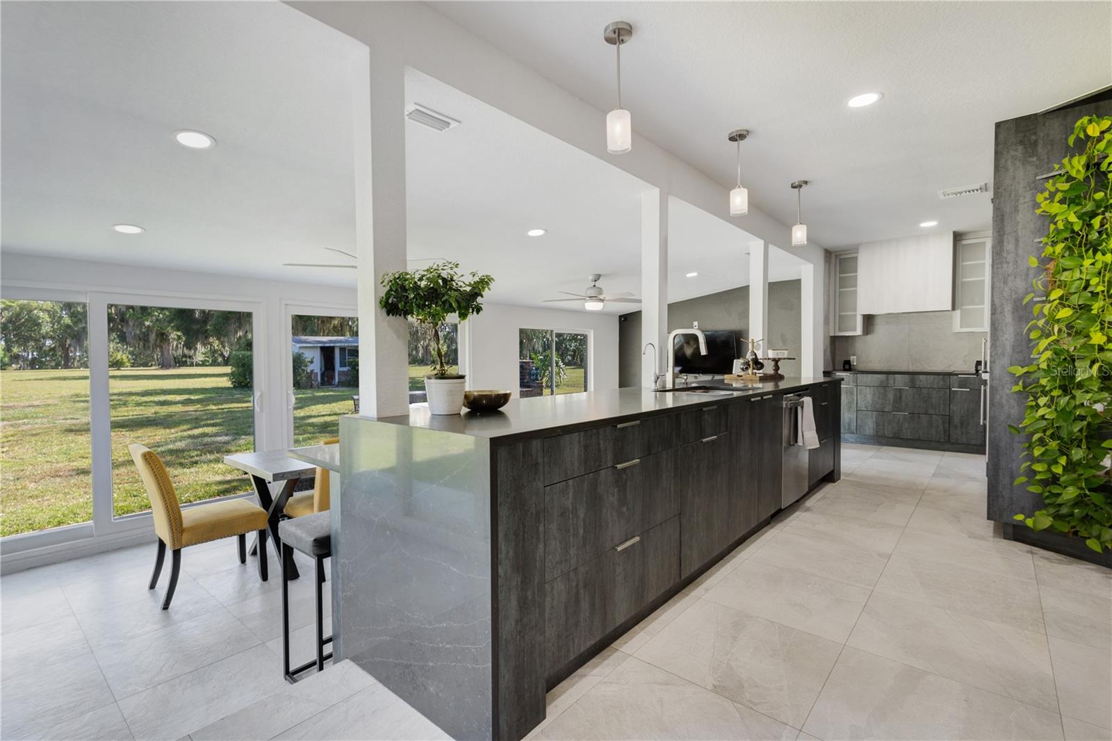 511 LAKE MIRIAM DR, LAKELAND, FL, 33813