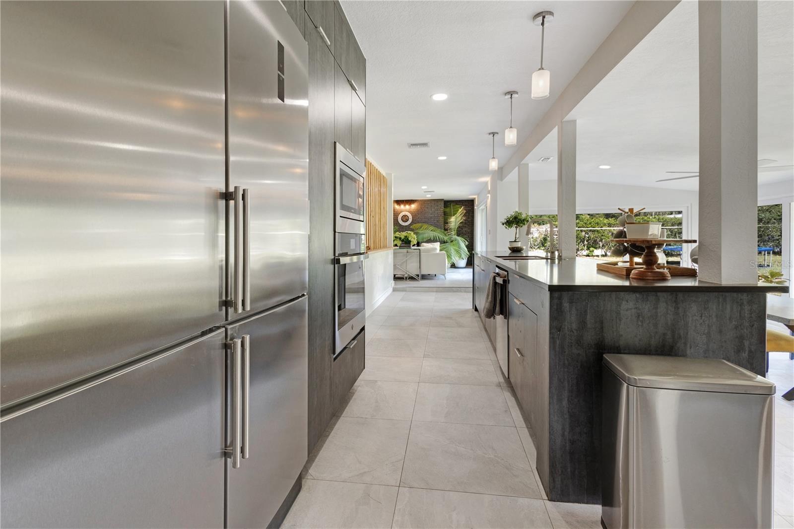 511 LAKE MIRIAM DR, LAKELAND, FL, 33813