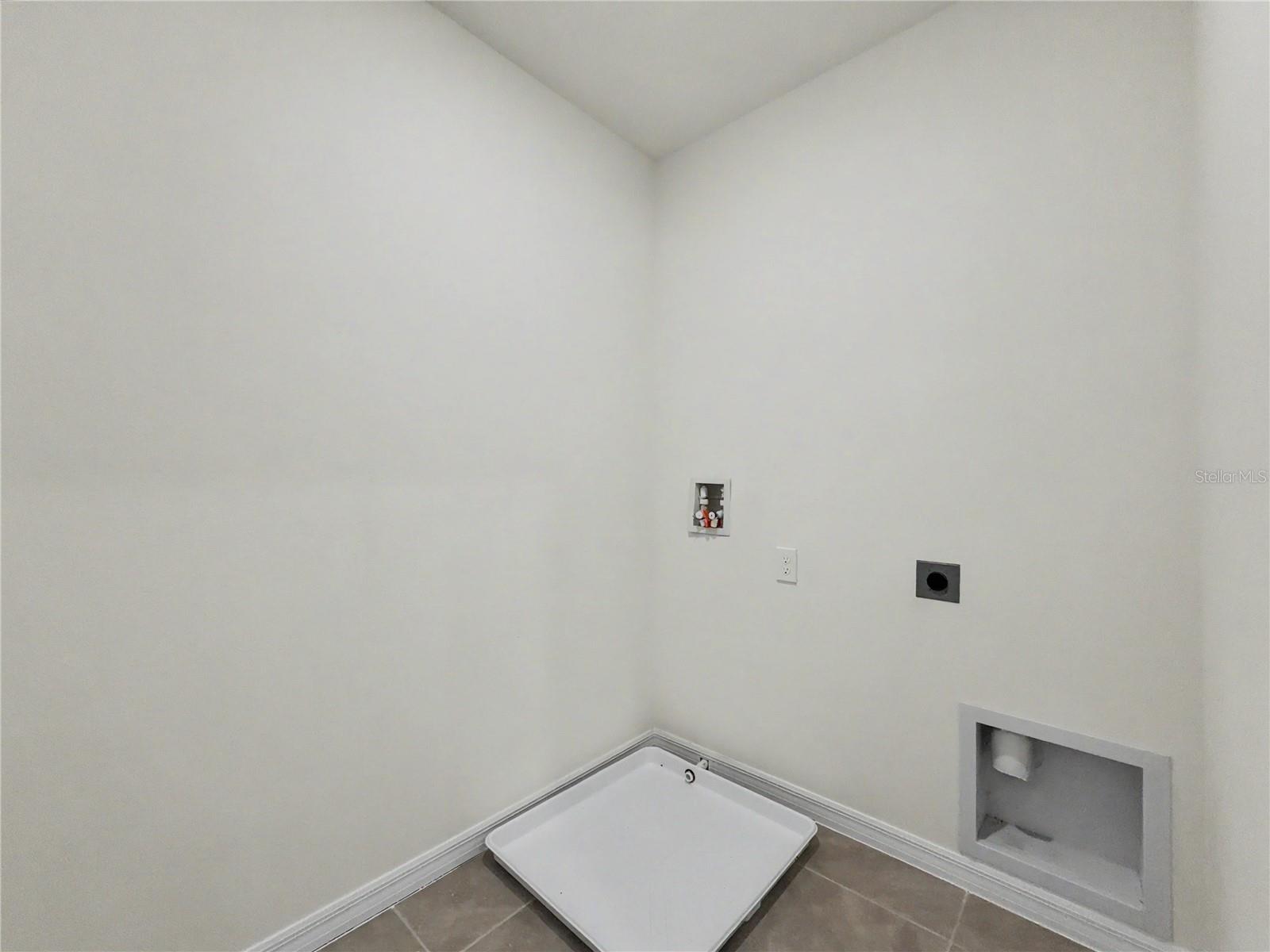 2085 DOE RUN DR, DAVENPORT, FL, 33837