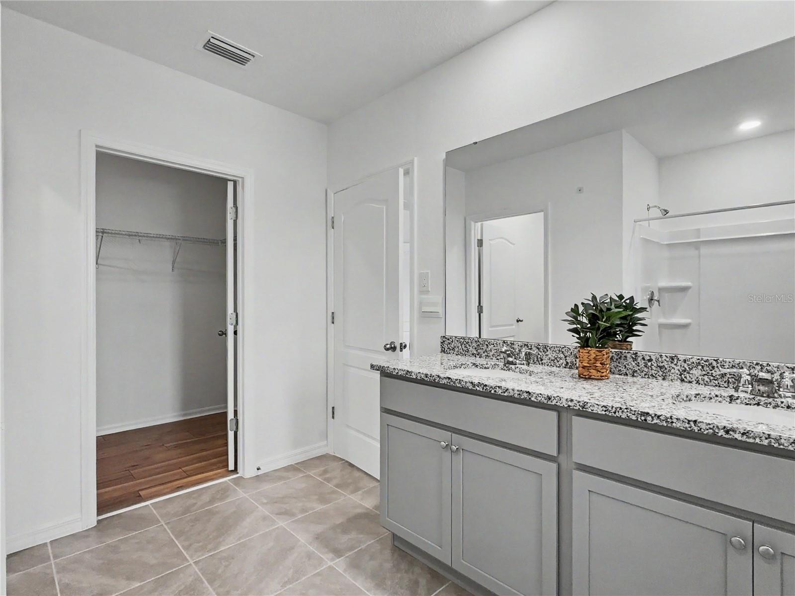 2085 DOE RUN DR, DAVENPORT, FL, 33837