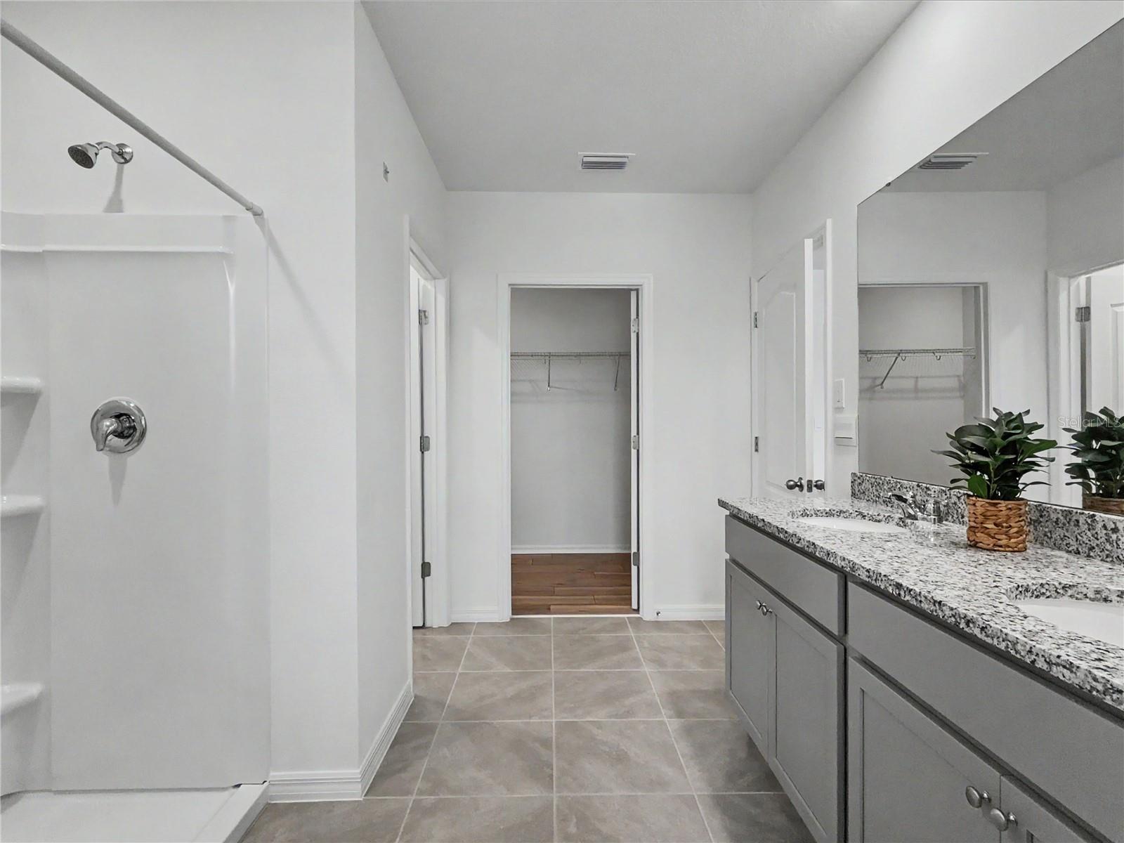2085 DOE RUN DR, DAVENPORT, FL, 33837
