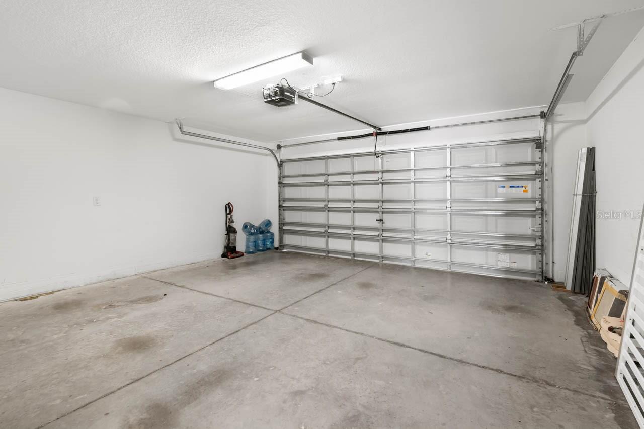 6823 KING CREEK DR, SUN CITY CENTER, FL, 33573