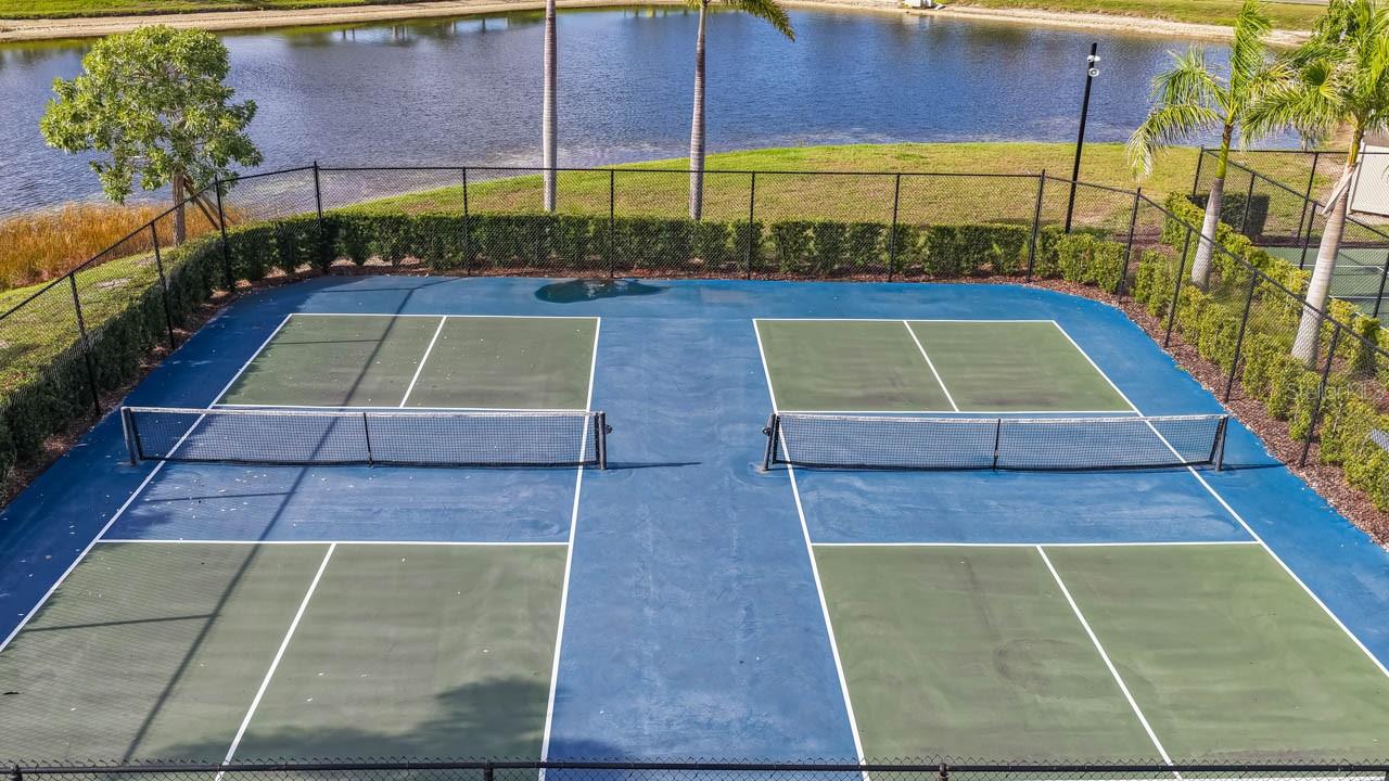 6823 KING CREEK DR, SUN CITY CENTER, FL, 33573
