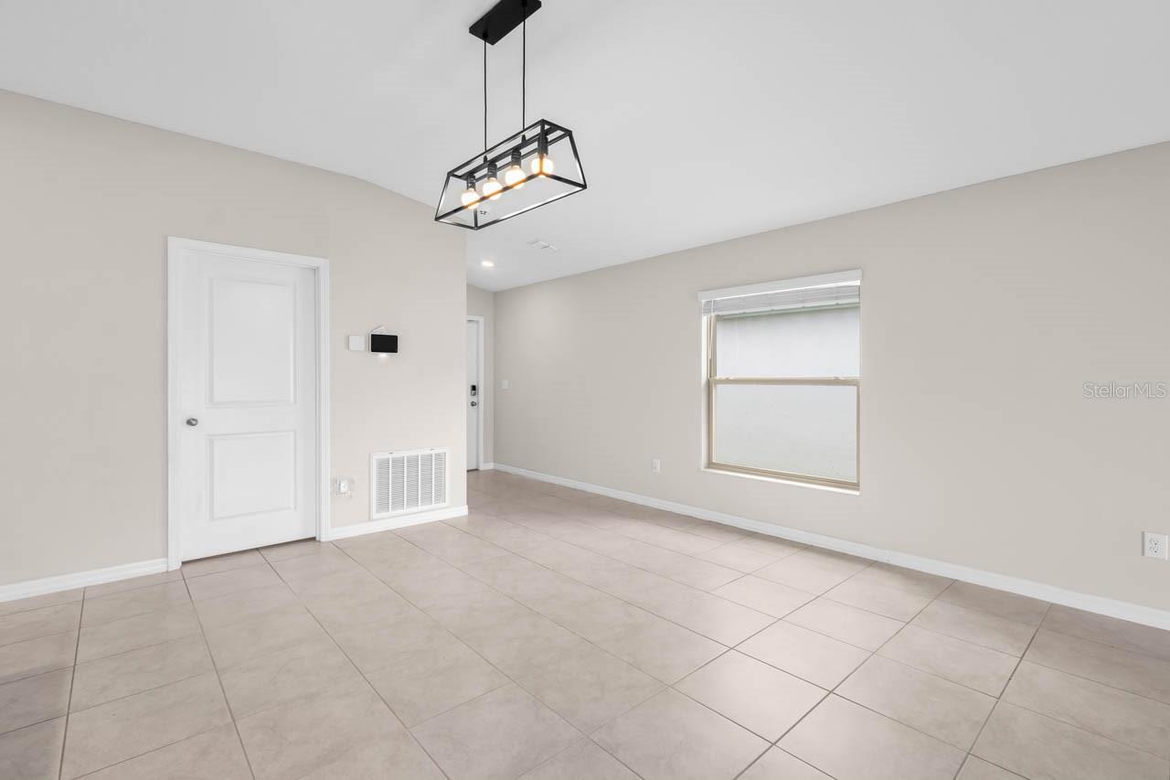 6823 KING CREEK DR, SUN CITY CENTER, FL, 33573