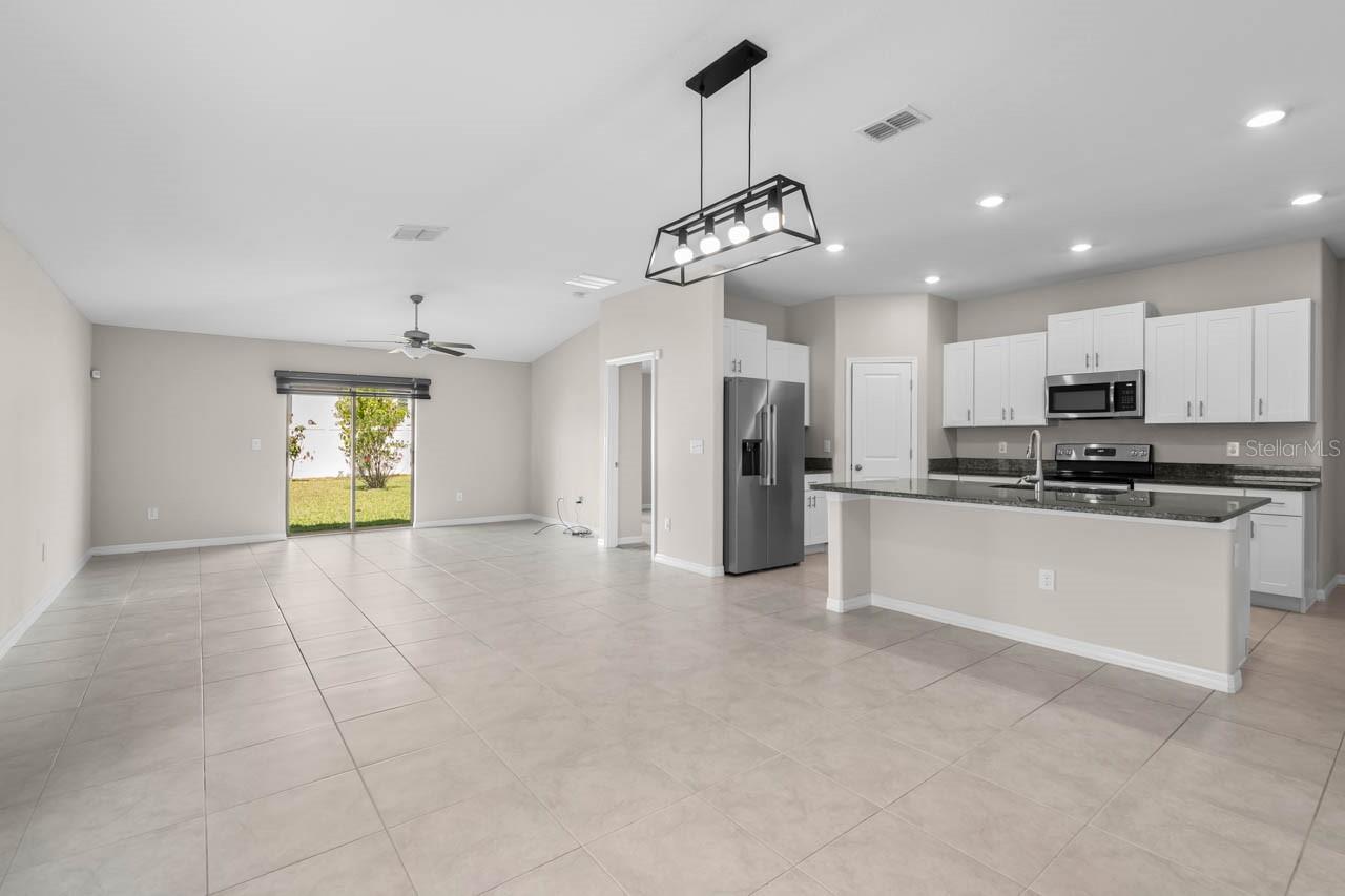 6823 KING CREEK DR, SUN CITY CENTER, FL, 33573
