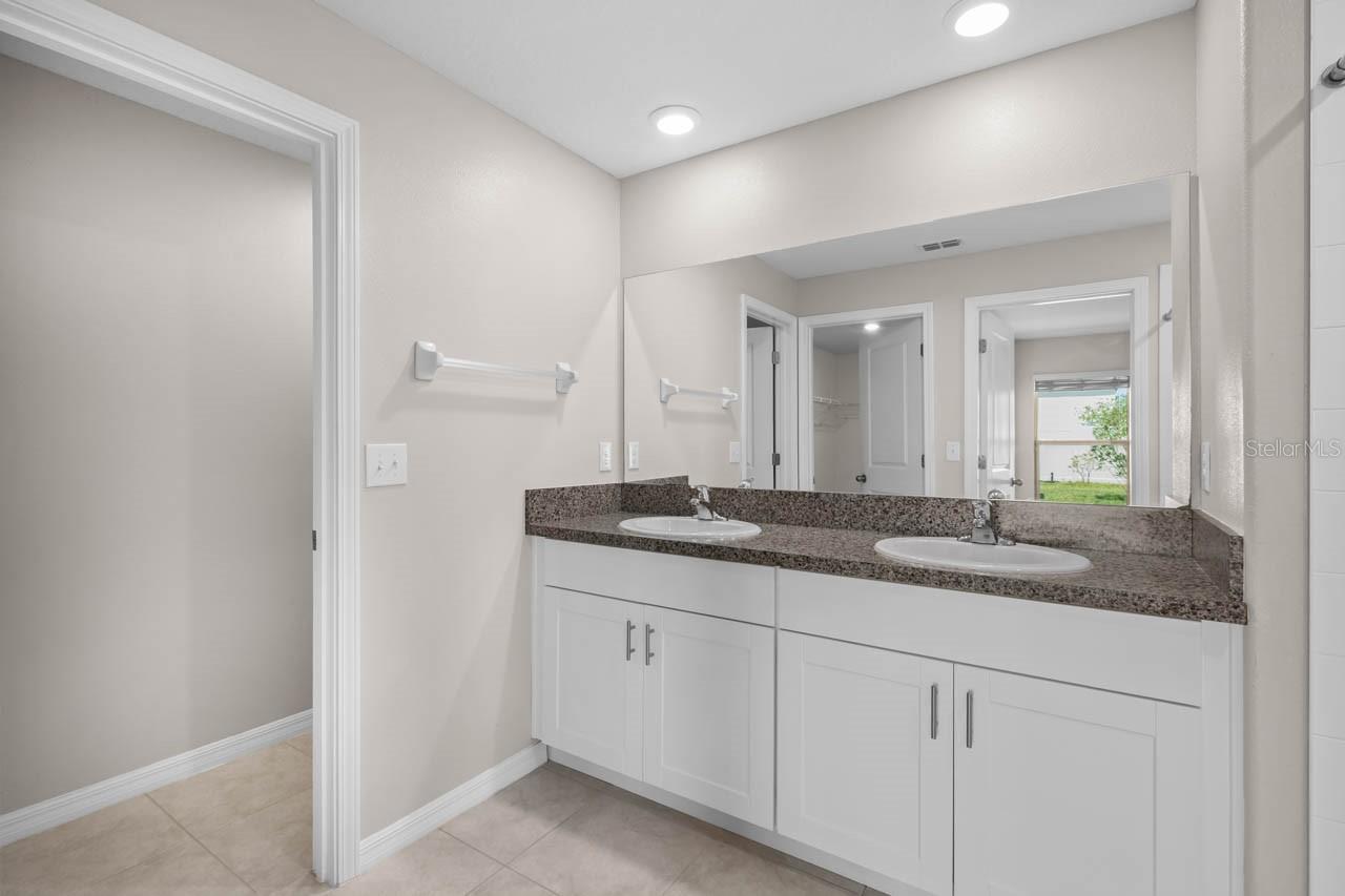 6823 KING CREEK DR, SUN CITY CENTER, FL, 33573