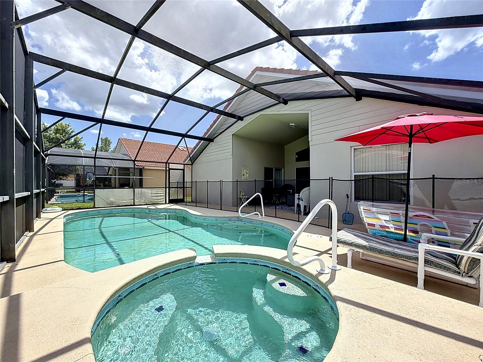 230 HYPOLITA AVE, DAVENPORT, FL, 33897