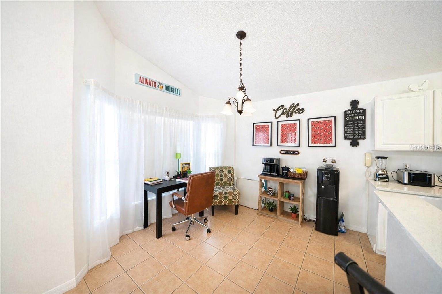 4742 CUMBRIAN LAKES DR, KISSIMMEE, FL, 34746