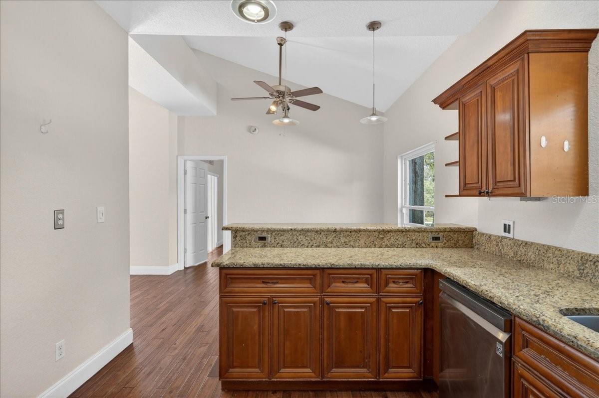 2000 BRENT PL, PALM HARBOR, FL, 34683