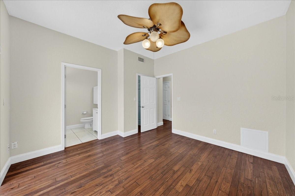 2000 BRENT PL, PALM HARBOR, FL, 34683