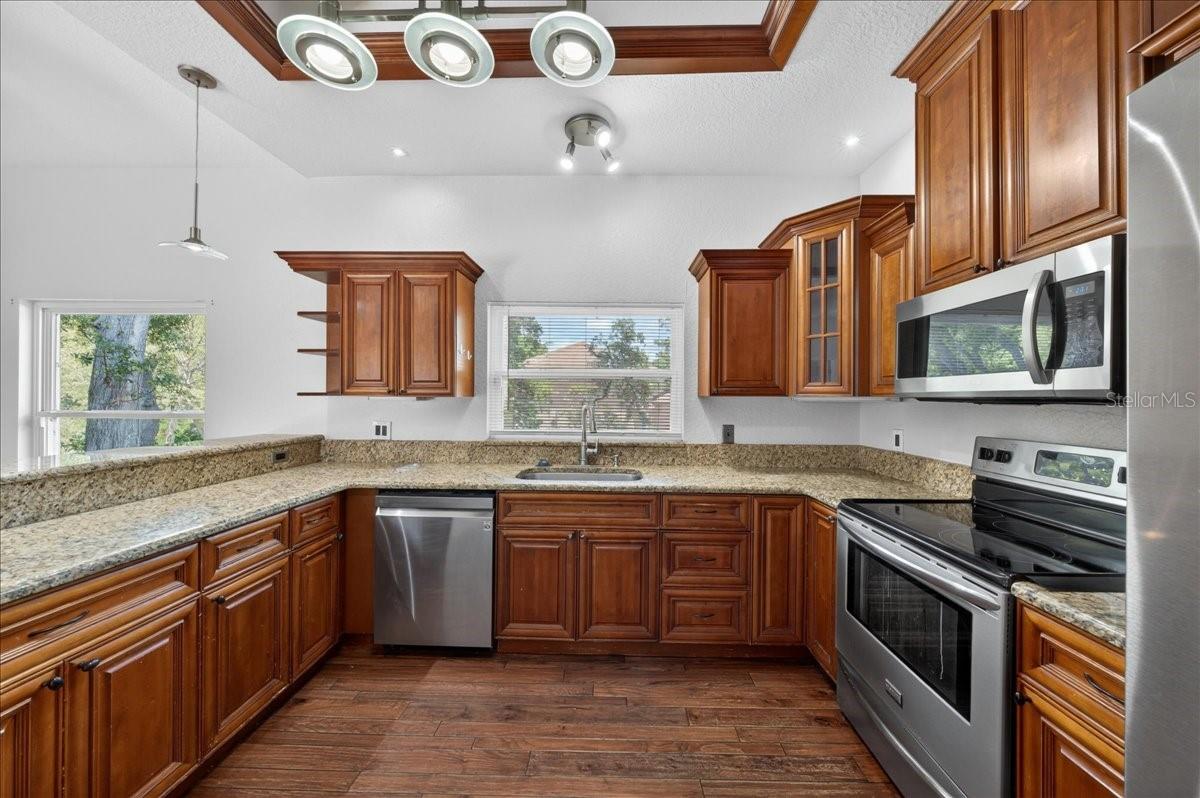 2000 BRENT PL, PALM HARBOR, FL, 34683
