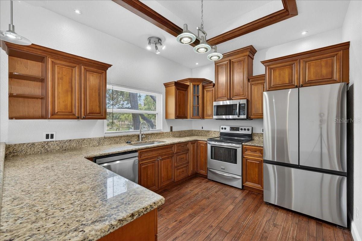 2000 BRENT PL, PALM HARBOR, FL, 34683