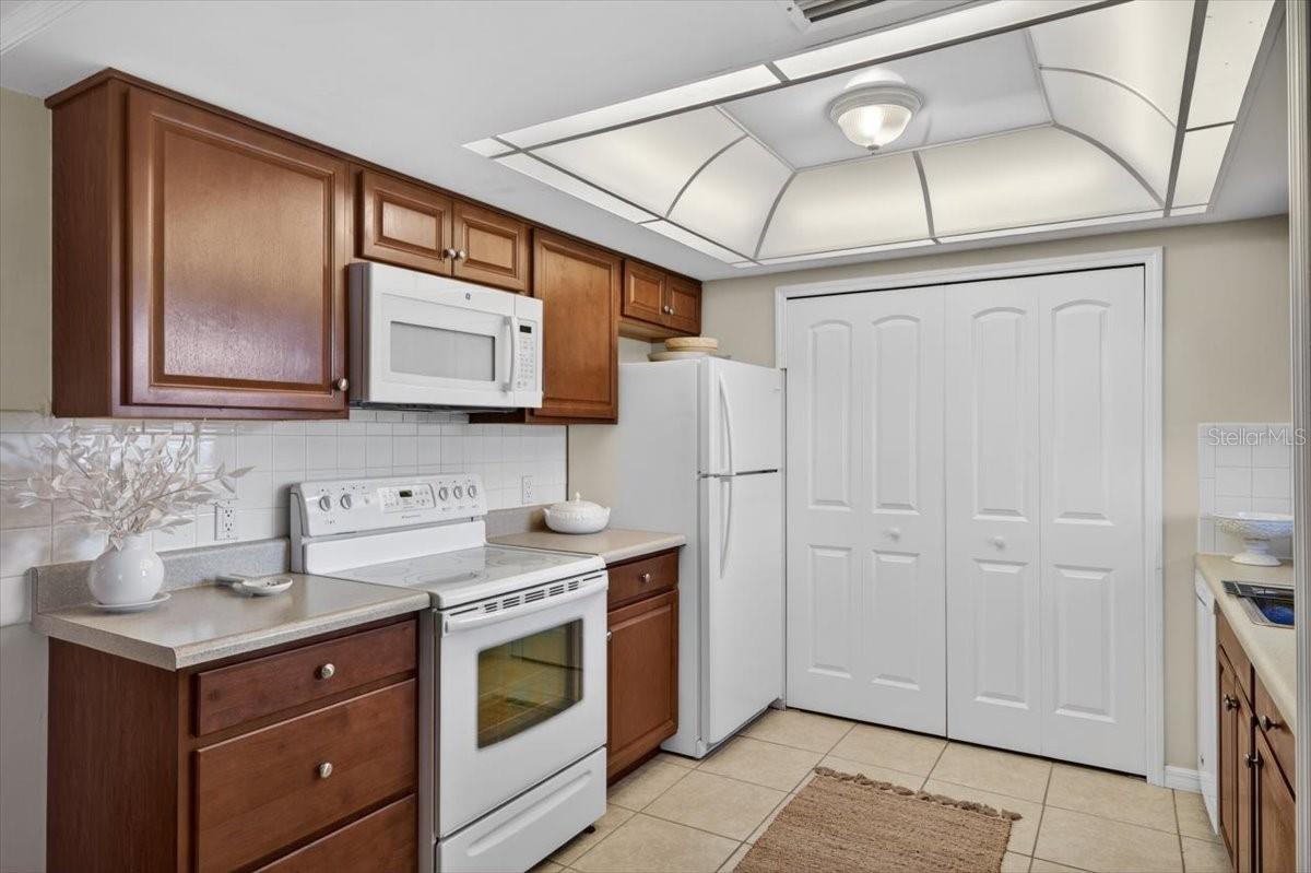 1250 S PINELLAS AVE #306, TARPON SPRINGS, FL, 34689
