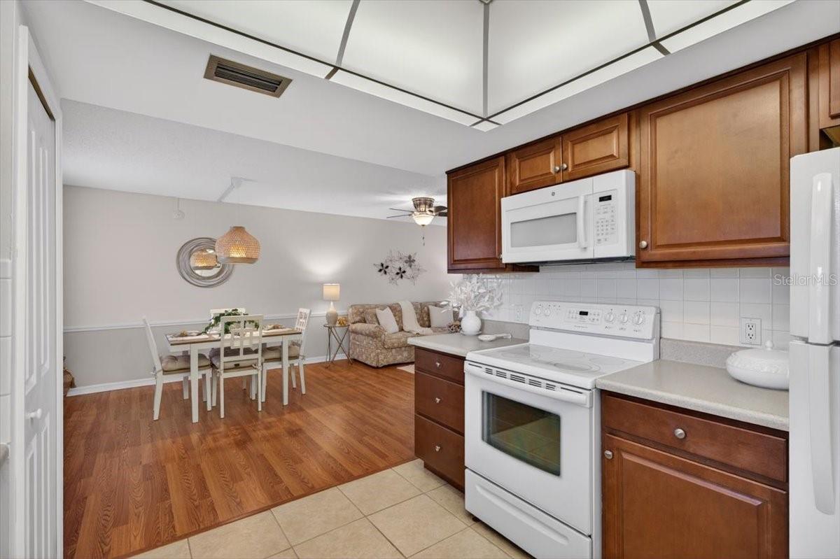 1250 S PINELLAS AVE #306, TARPON SPRINGS, FL, 34689