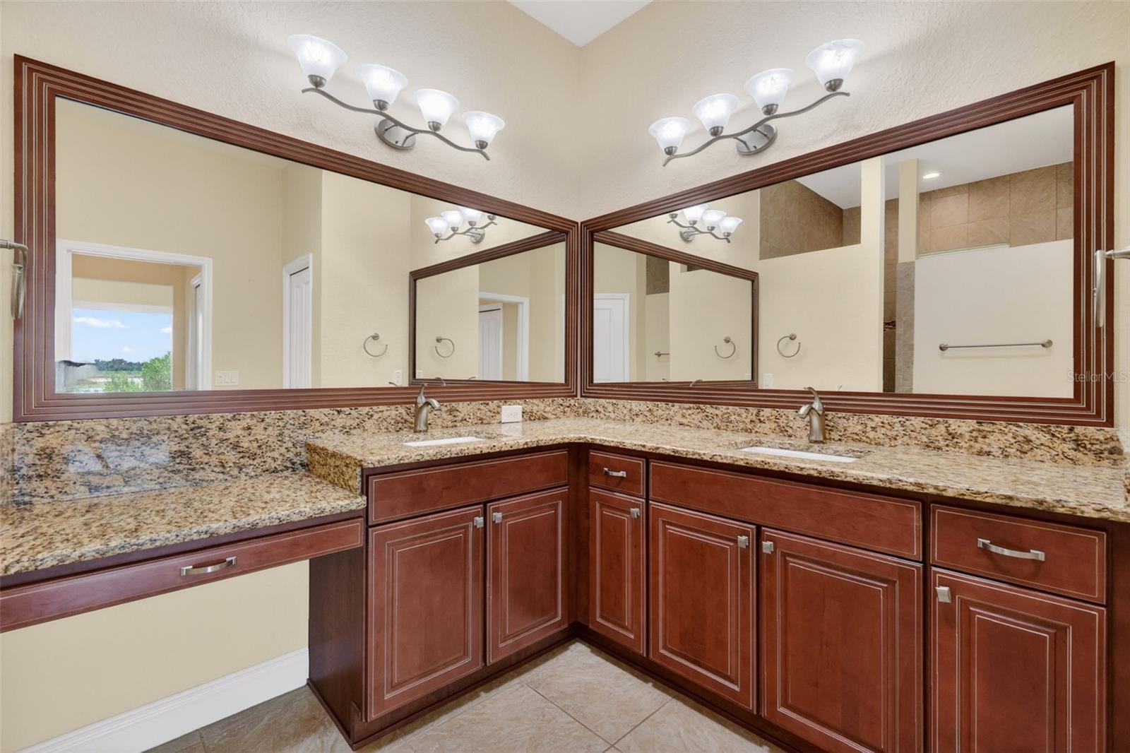 10131 LAKE MIONA WAY, OXFORD, FL, 34484