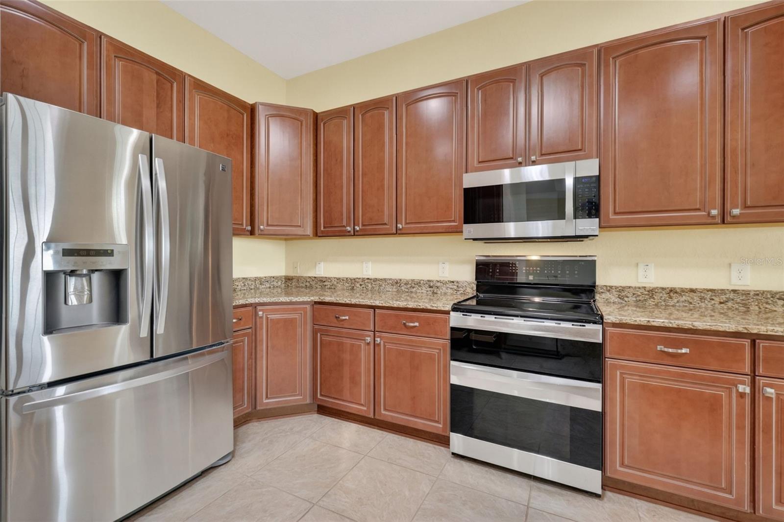 10131 LAKE MIONA WAY, OXFORD, FL, 34484