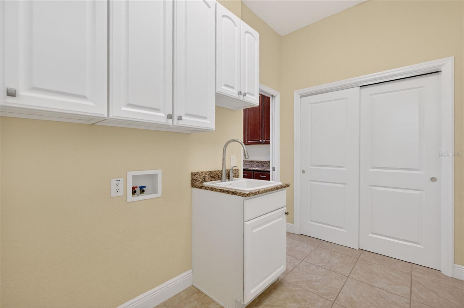 10131 LAKE MIONA WAY, OXFORD, FL, 34484