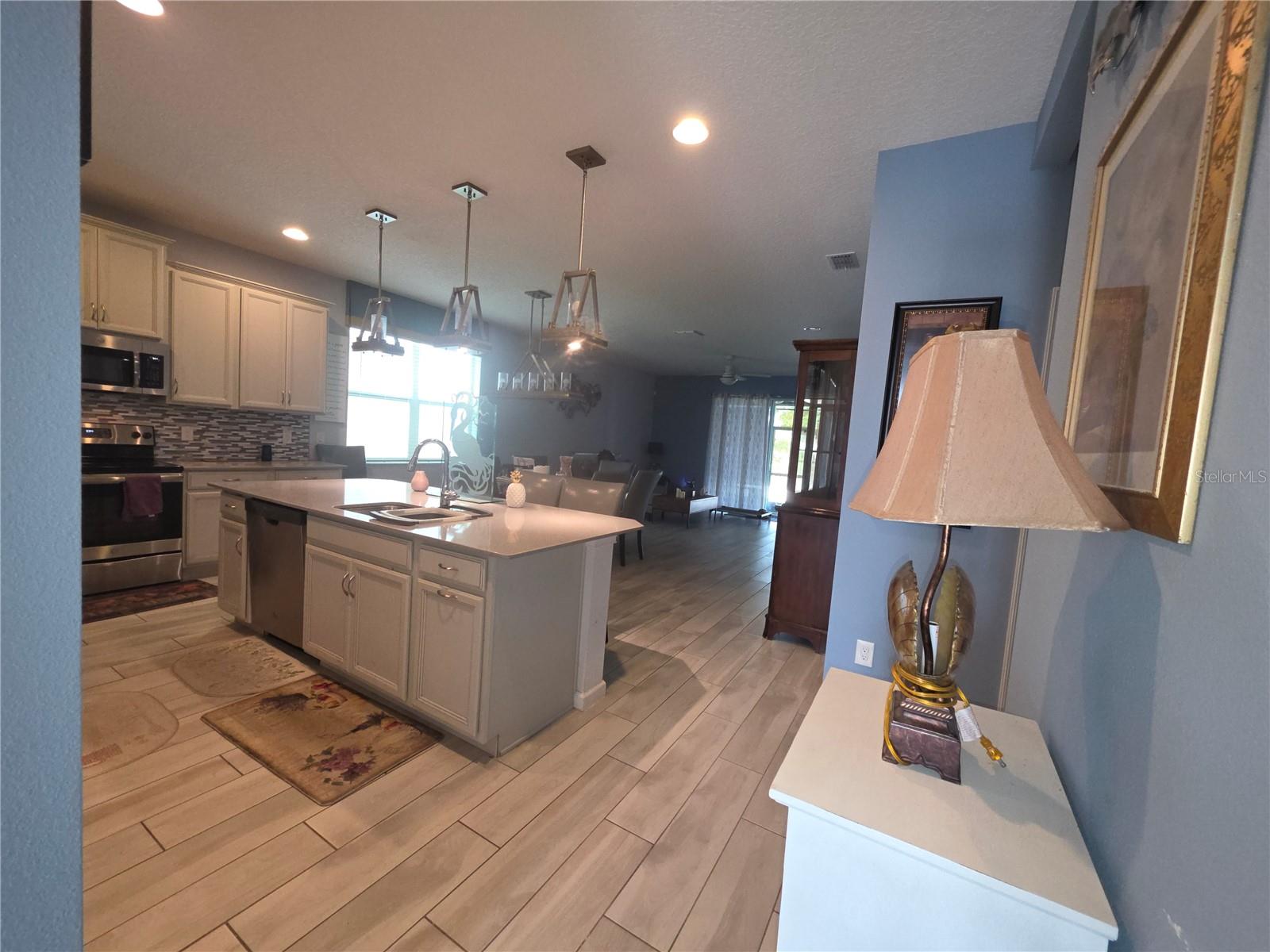 958 COMPASS LANDING DR, ORANGE CITY, FL, 32763