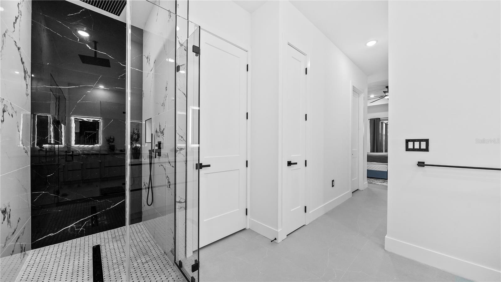 230 W PINE VALLEY LN, ROTONDA WEST, FL, 33947