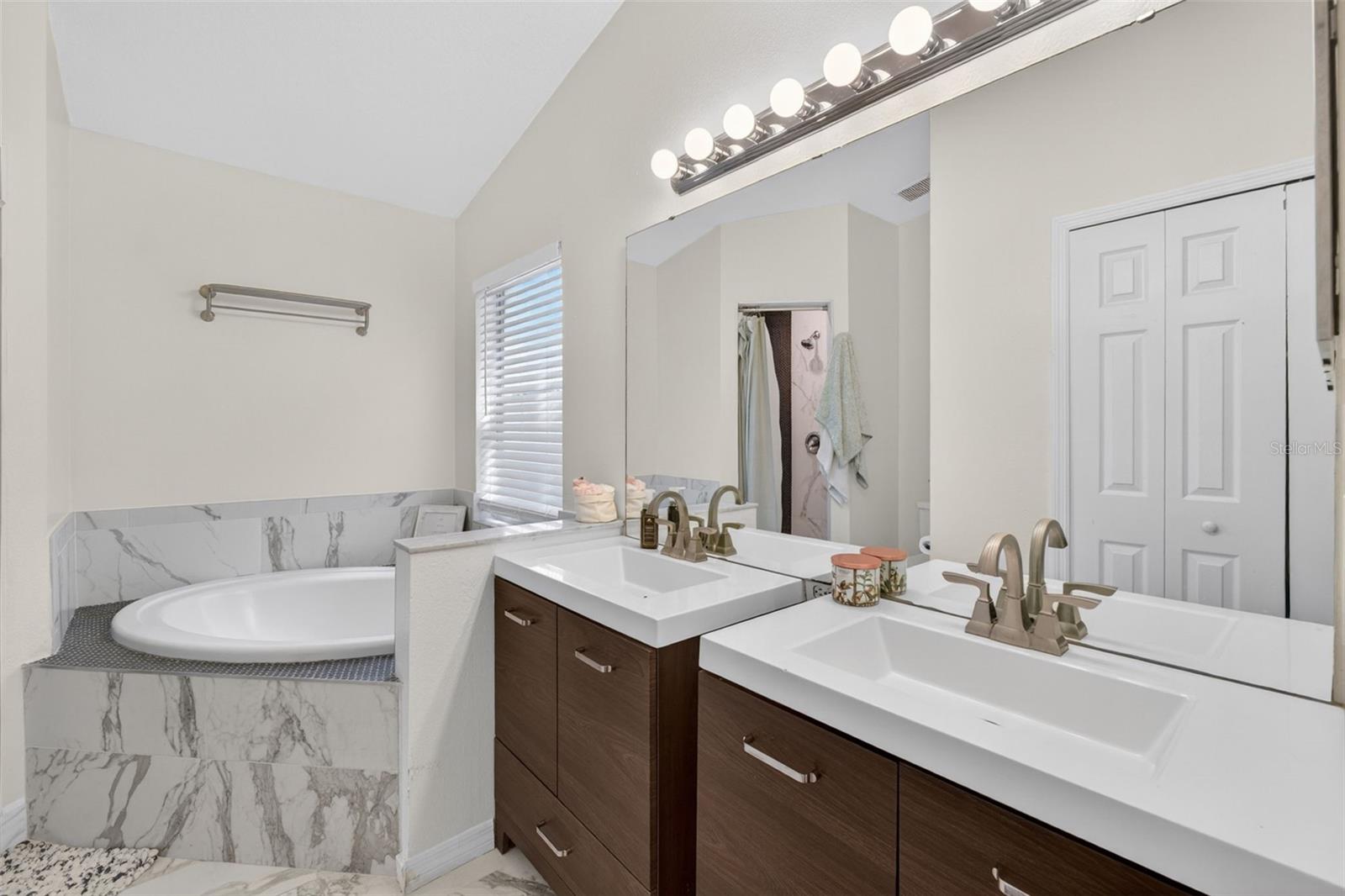 2303 NORTHERN LEAF ST, ORLANDO, FL, 32817