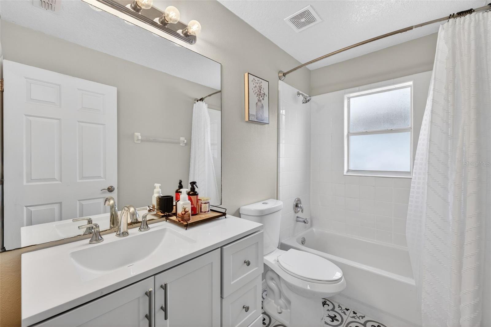 2303 NORTHERN LEAF ST, ORLANDO, FL, 32817