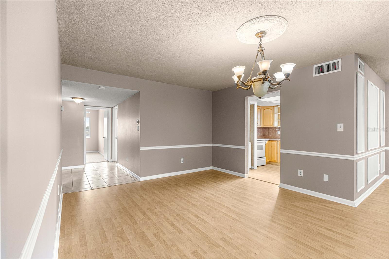 608 FAIRWAYS CIR #B, OCALA, FL, 34472
