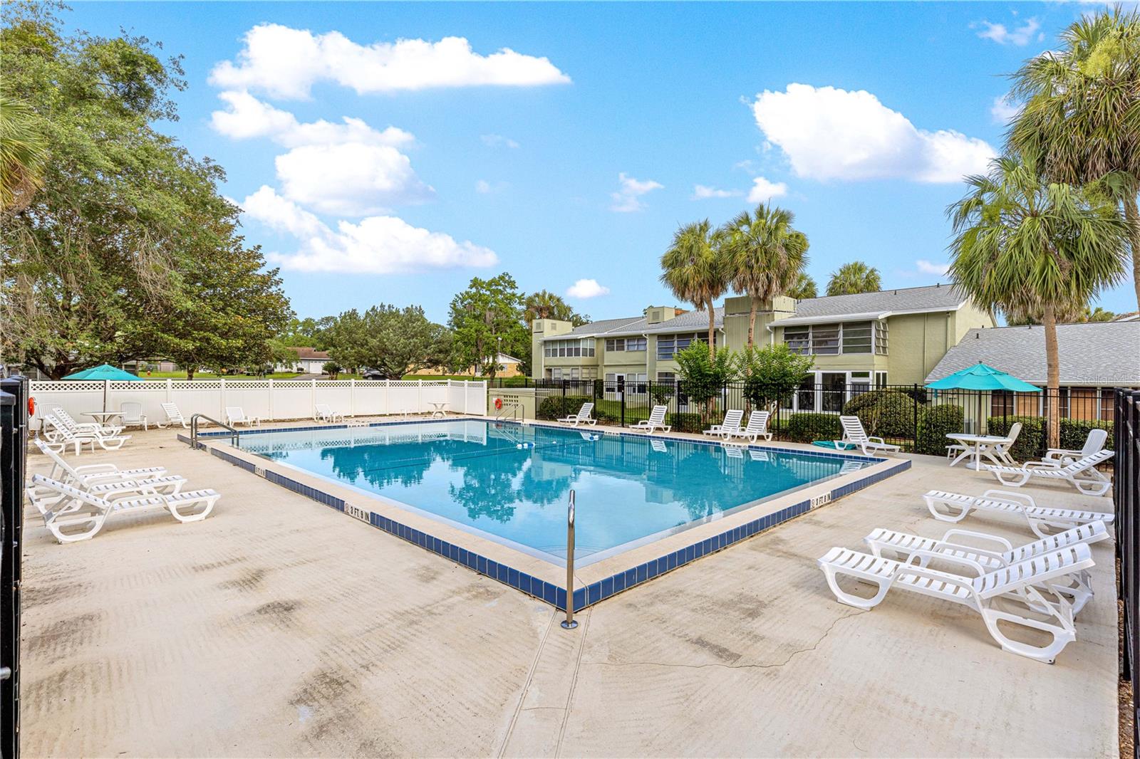 608 FAIRWAYS CIR #B, OCALA, FL, 34472