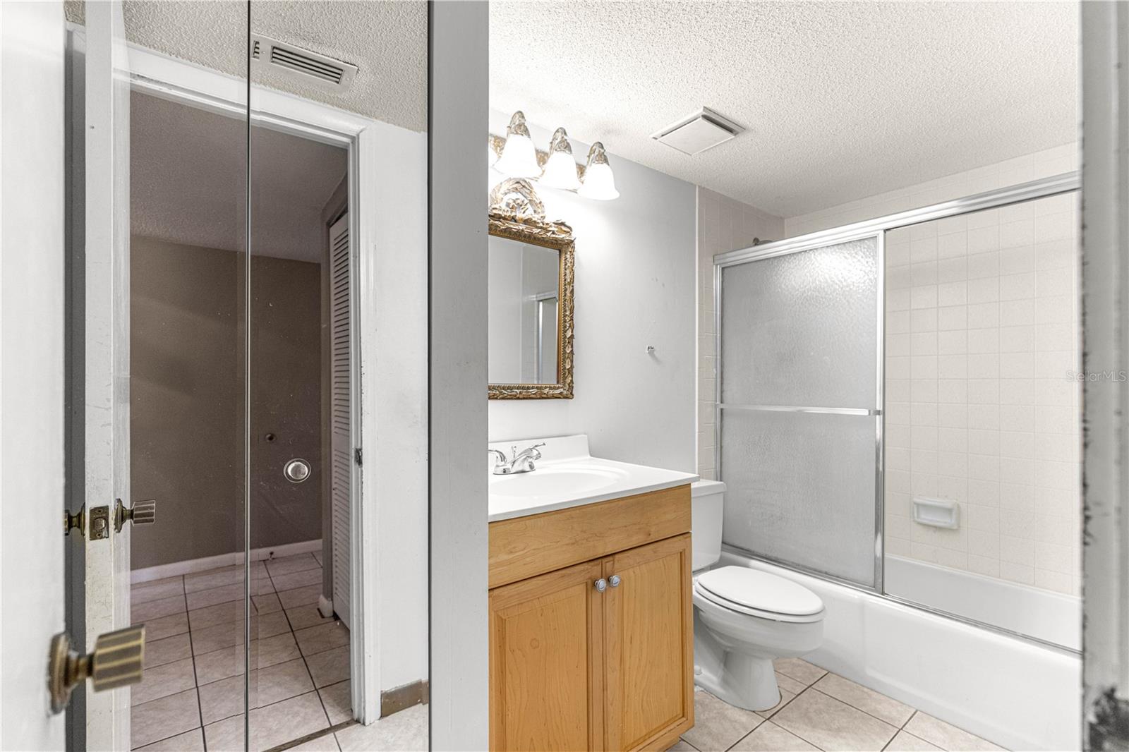 608 FAIRWAYS CIR #B, OCALA, FL, 34472
