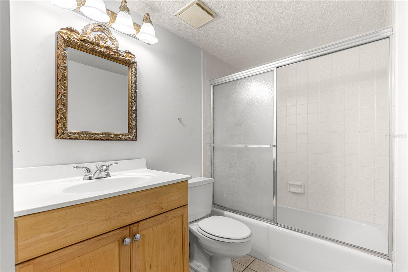 608 FAIRWAYS CIR #B, OCALA, FL, 34472