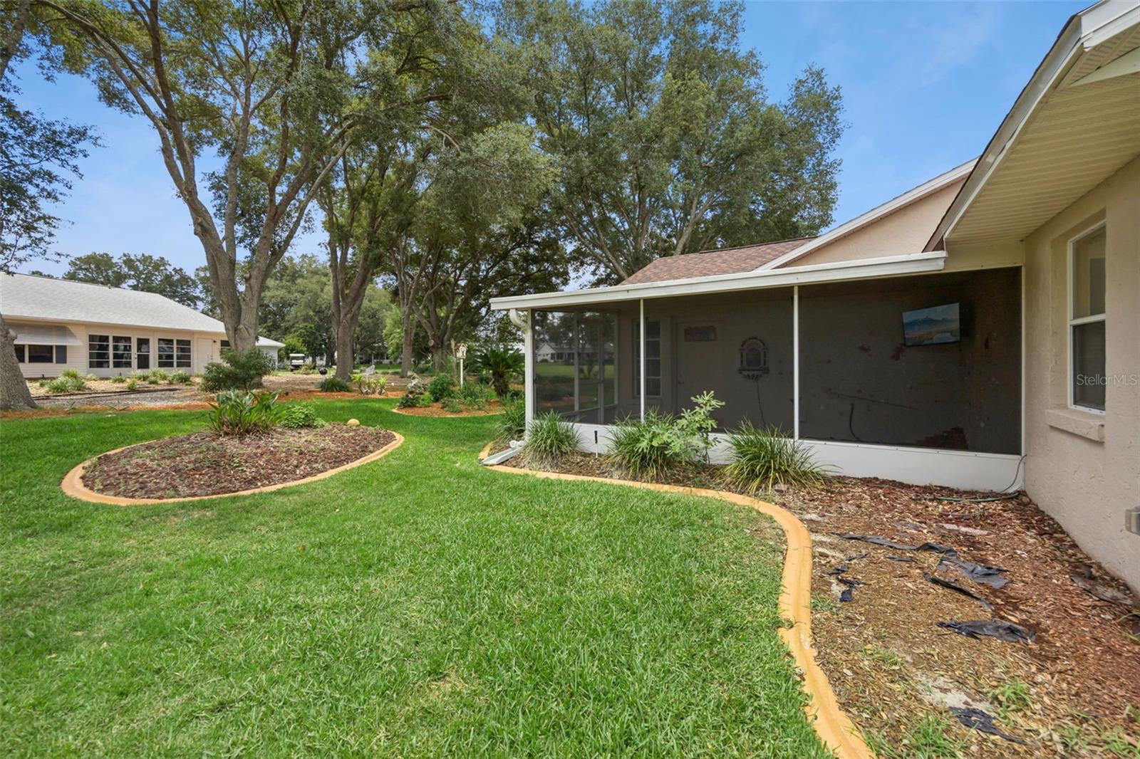 25904 NEWCOMBE CIR, LEESBURG, FL, 34748