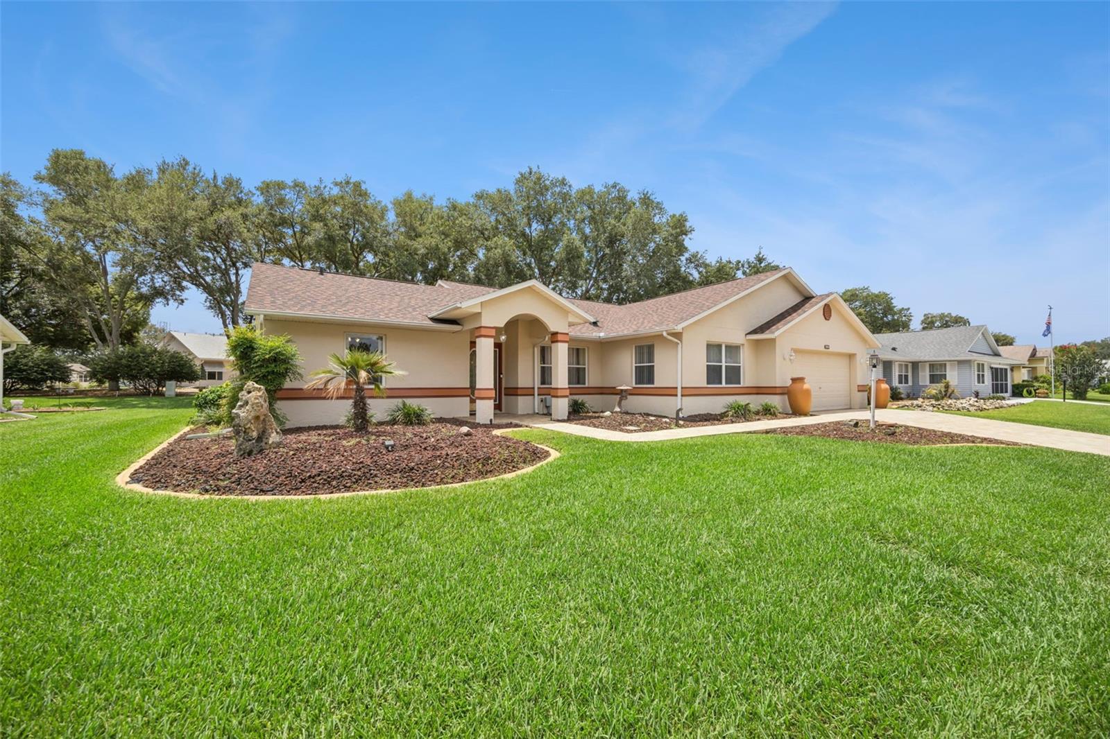 25904 NEWCOMBE CIR, LEESBURG, FL, 34748