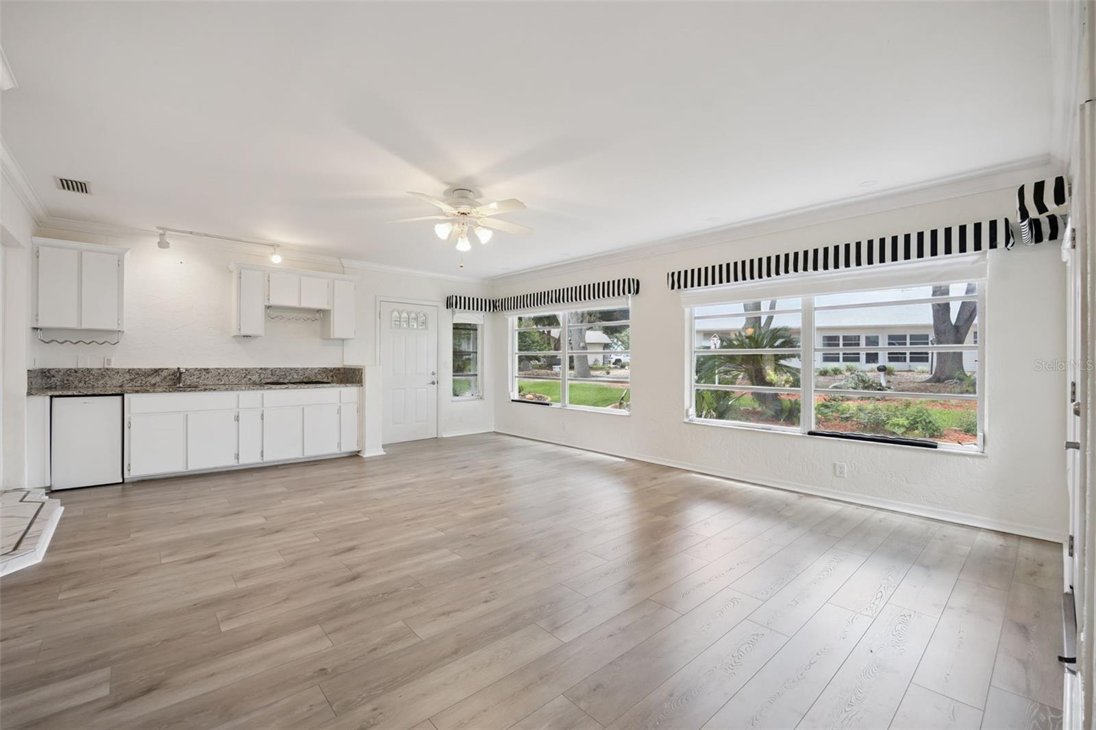 25904 NEWCOMBE CIR, LEESBURG, FL, 34748