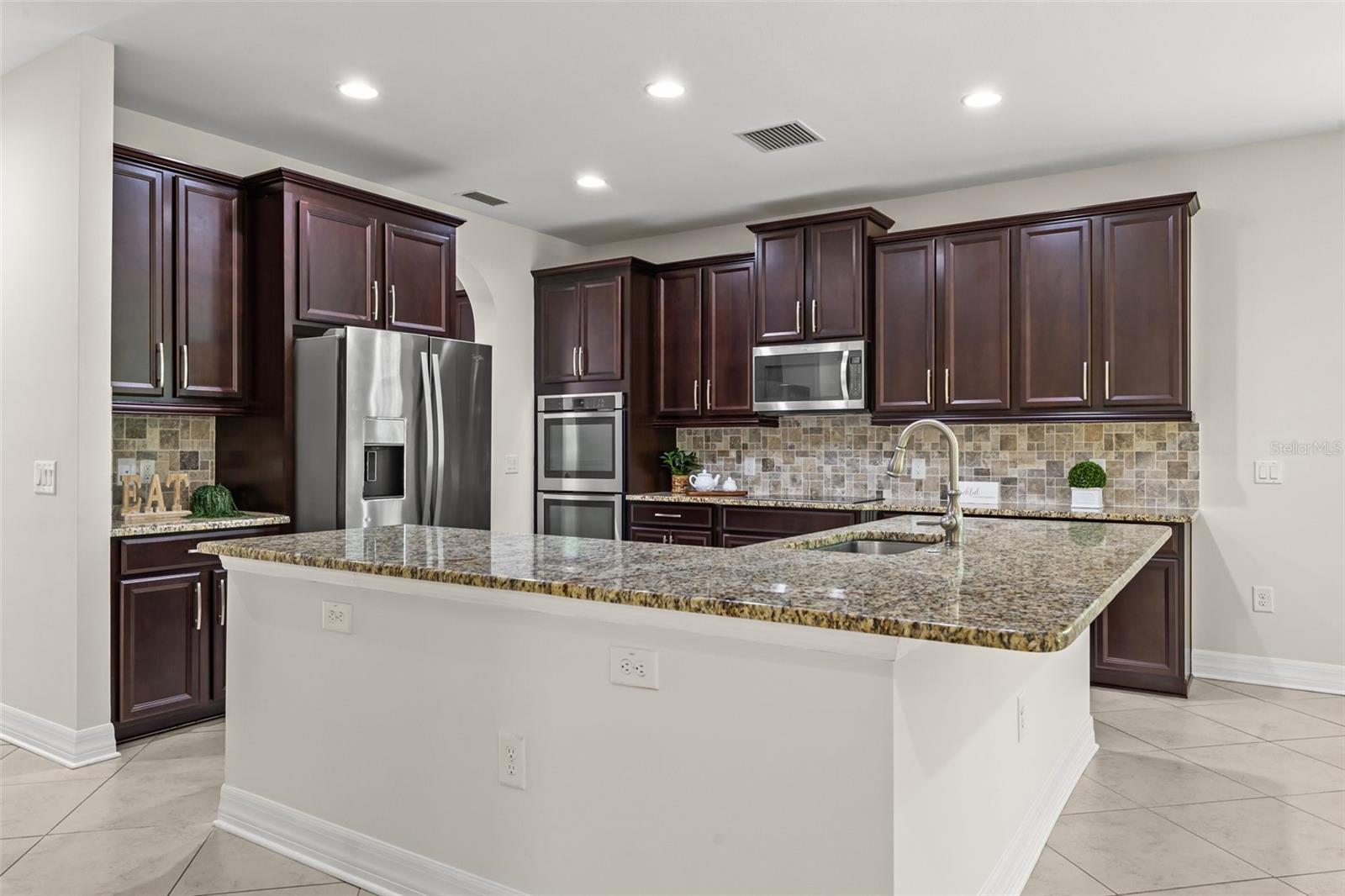 4424 VERMILLION SKY DR, WESLEY CHAPEL, FL, 33544