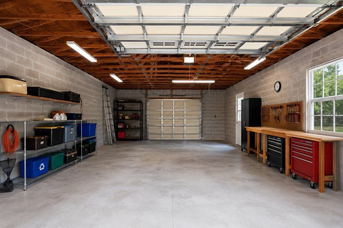 569 NW 40TH AVE, BELL, FL, 32619