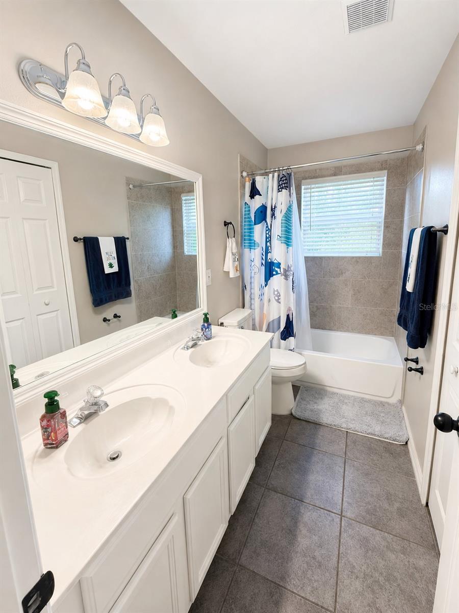 513 DARKWOOD AVE, OCOEE, FL, 34761