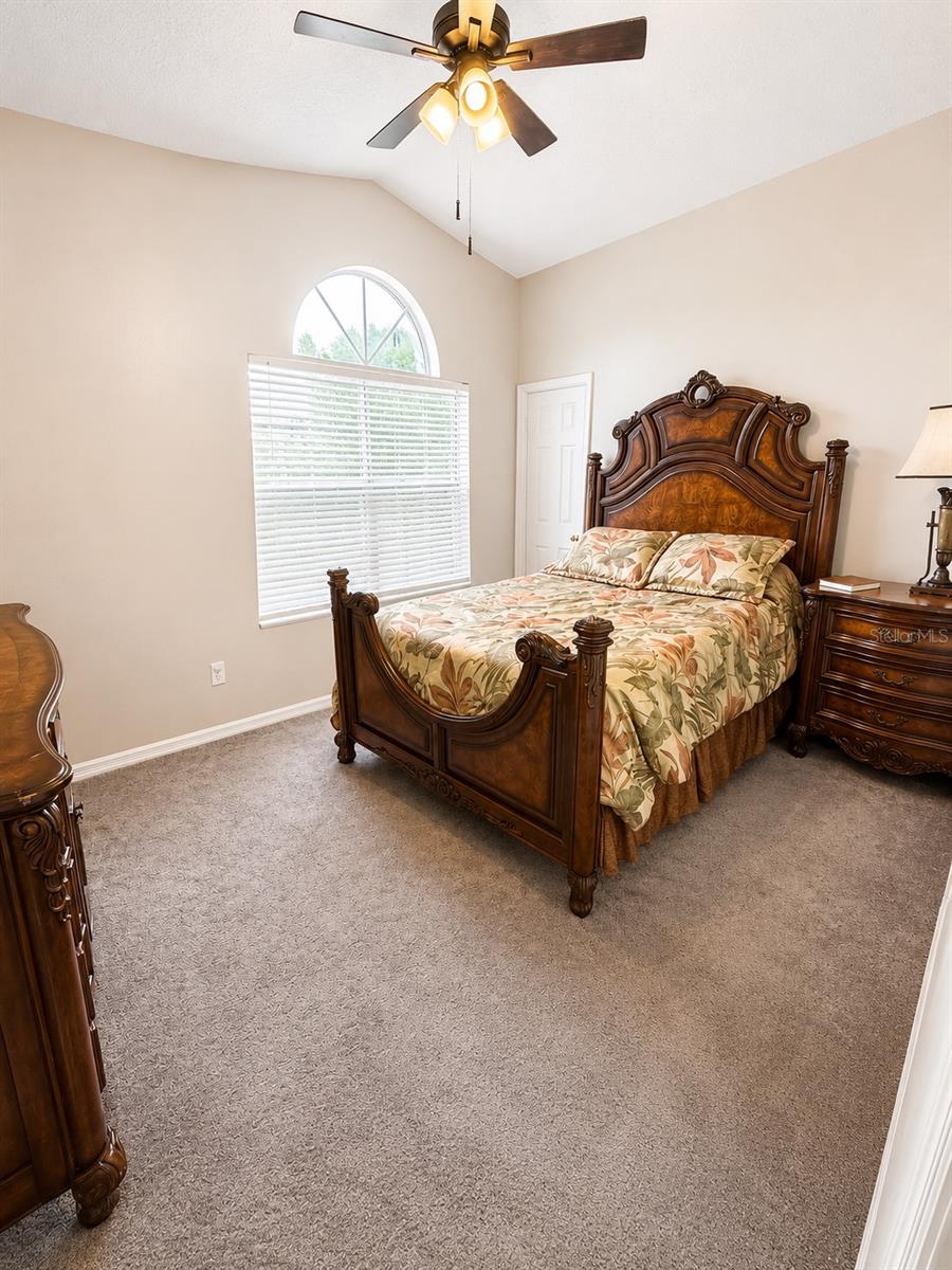 513 DARKWOOD AVE, OCOEE, FL, 34761