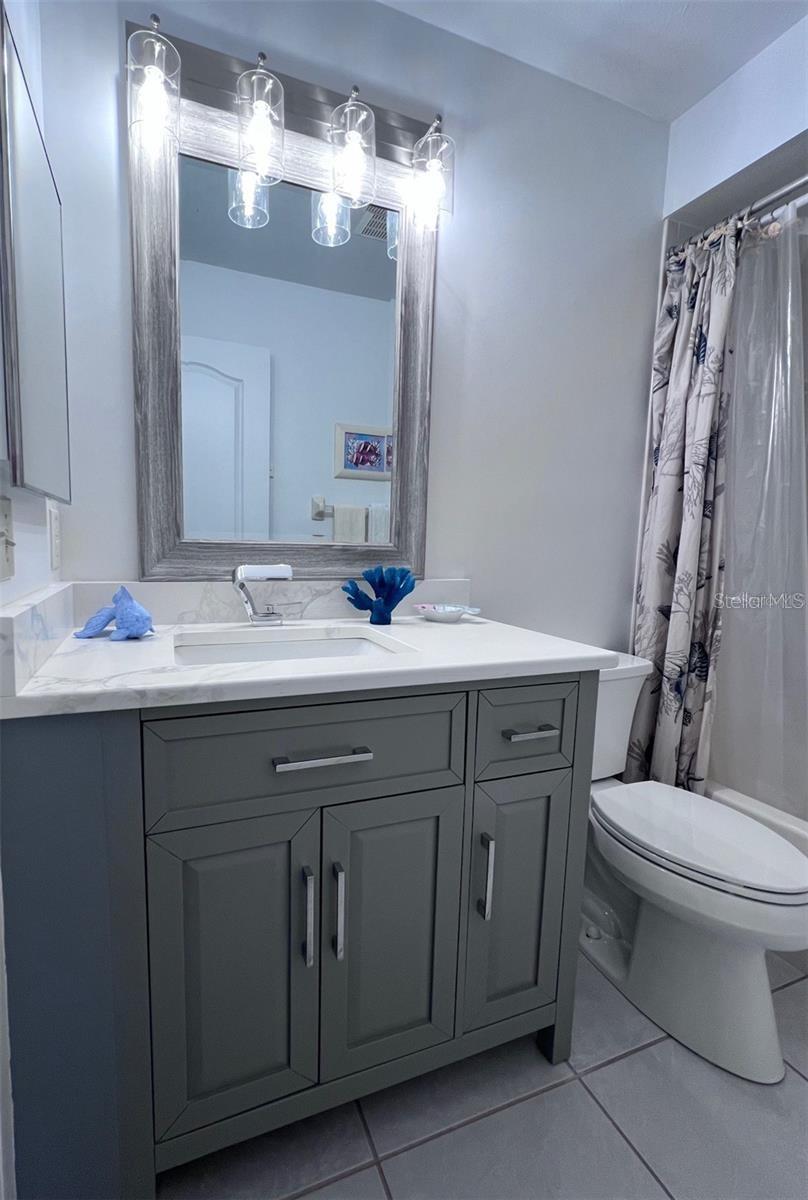 6707 STONE RIVER RD #203, BRADENTON, FL, 34203