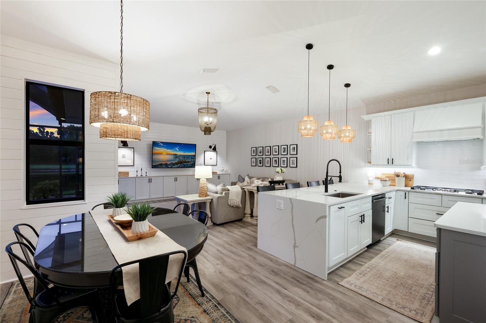 13523 BROWN THRASHER PIKE, LAKEWOOD RANCH, FL, 34202