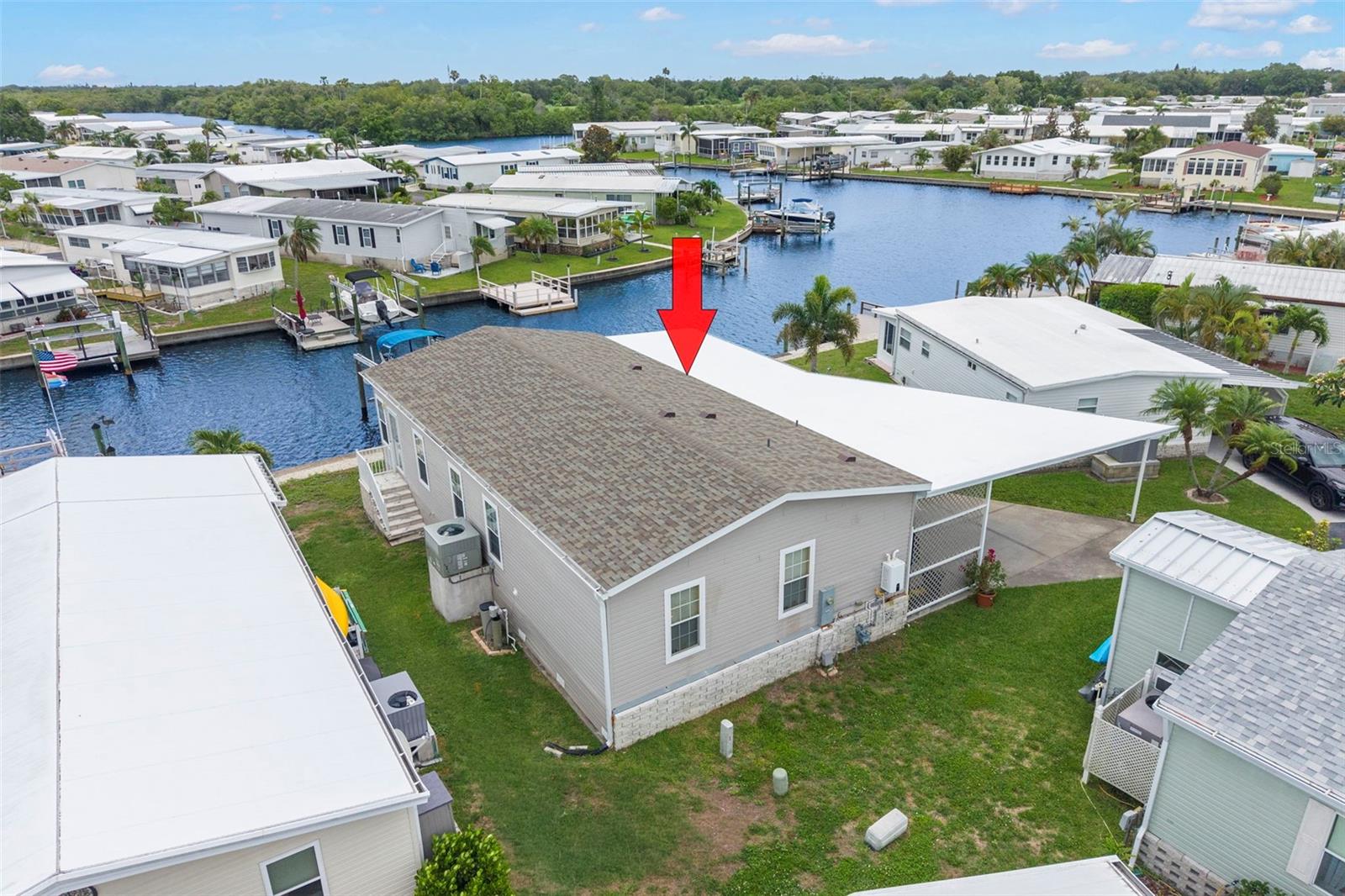 124 AMERICANA CT NE #214, ST PETERSBURG, FL, 33702