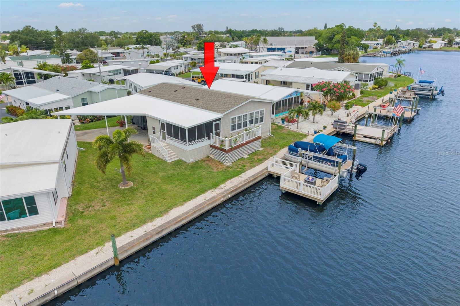 124 AMERICANA CT NE #214, ST PETERSBURG, FL, 33702
