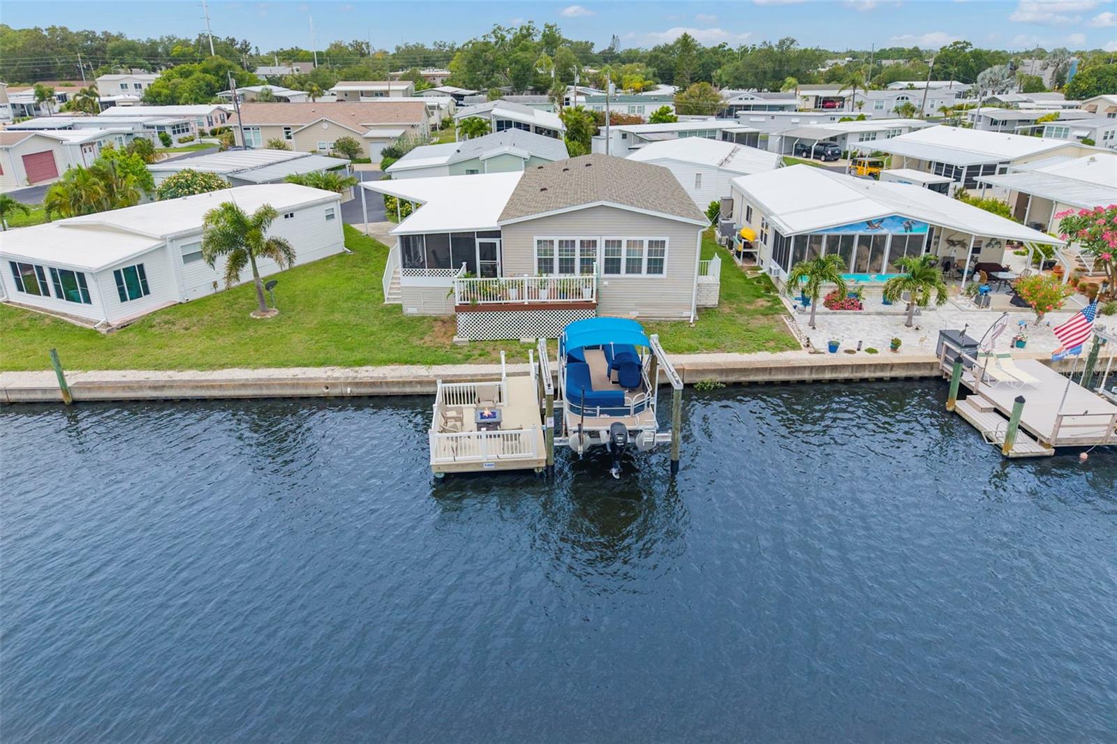 124 AMERICANA CT NE #214, ST PETERSBURG, FL, 33702