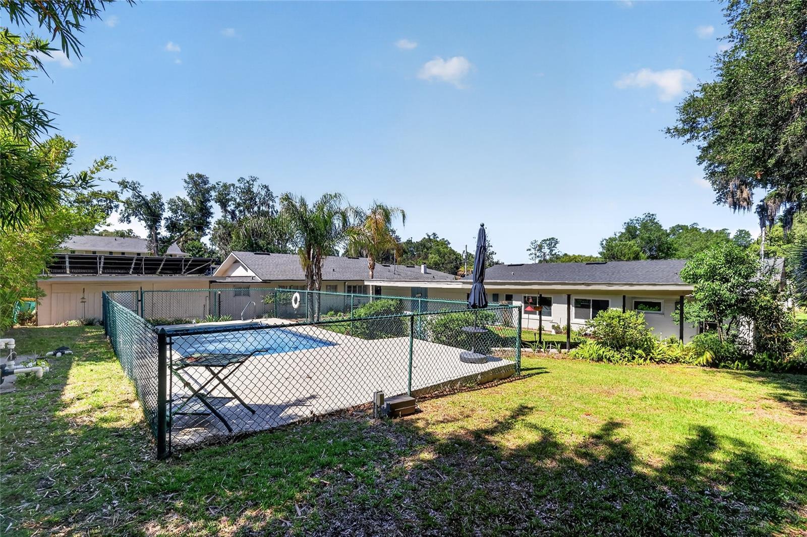 1012 N BAKER ST, MOUNT DORA, FL, 32757