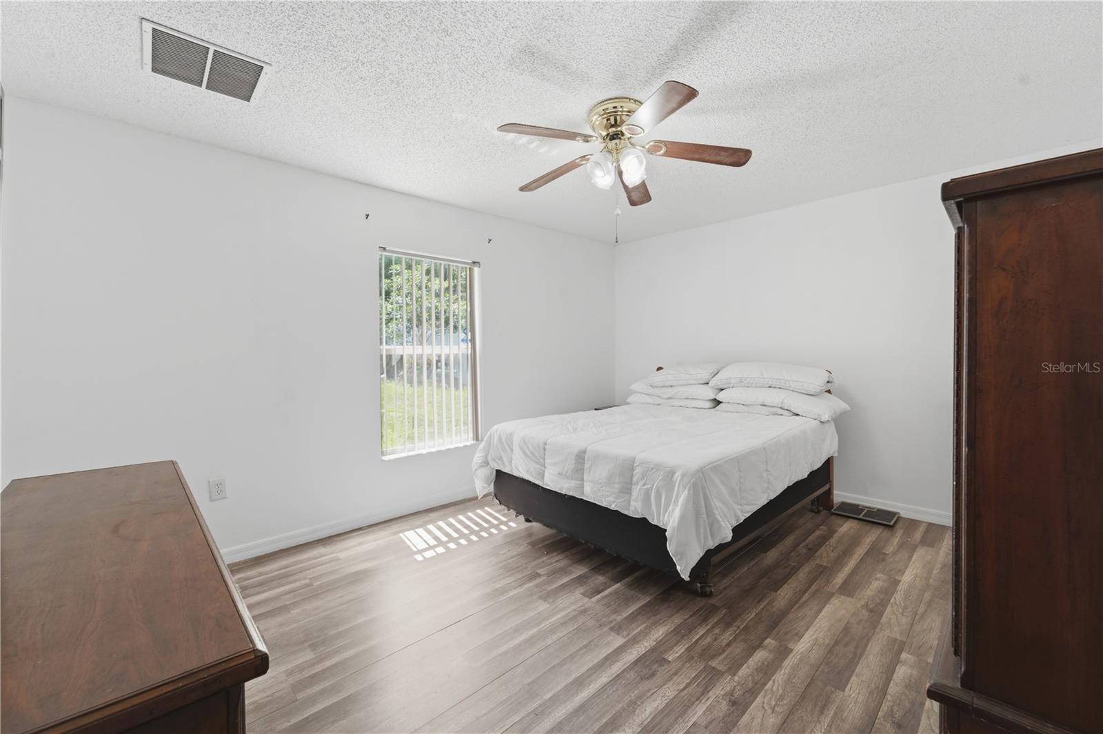 1675 10TH AVE, DELAND, FL, 32724
