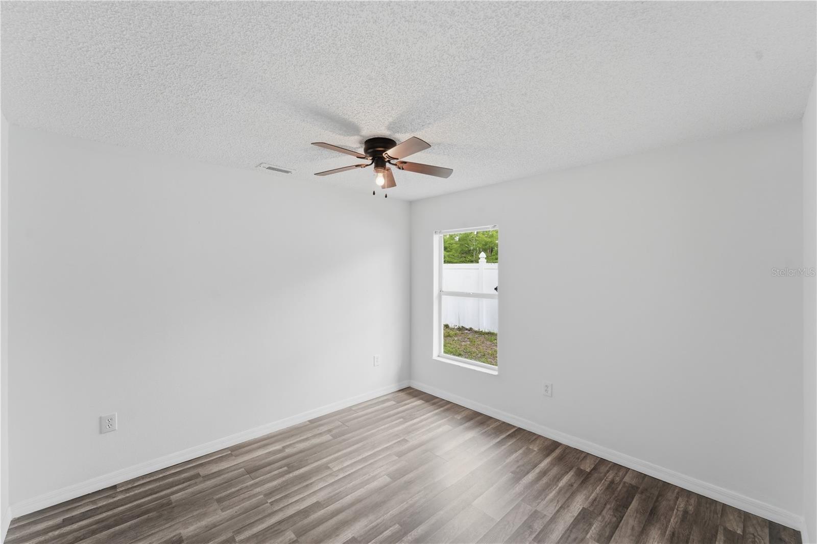1675 10TH AVE, DELAND, FL, 32724
