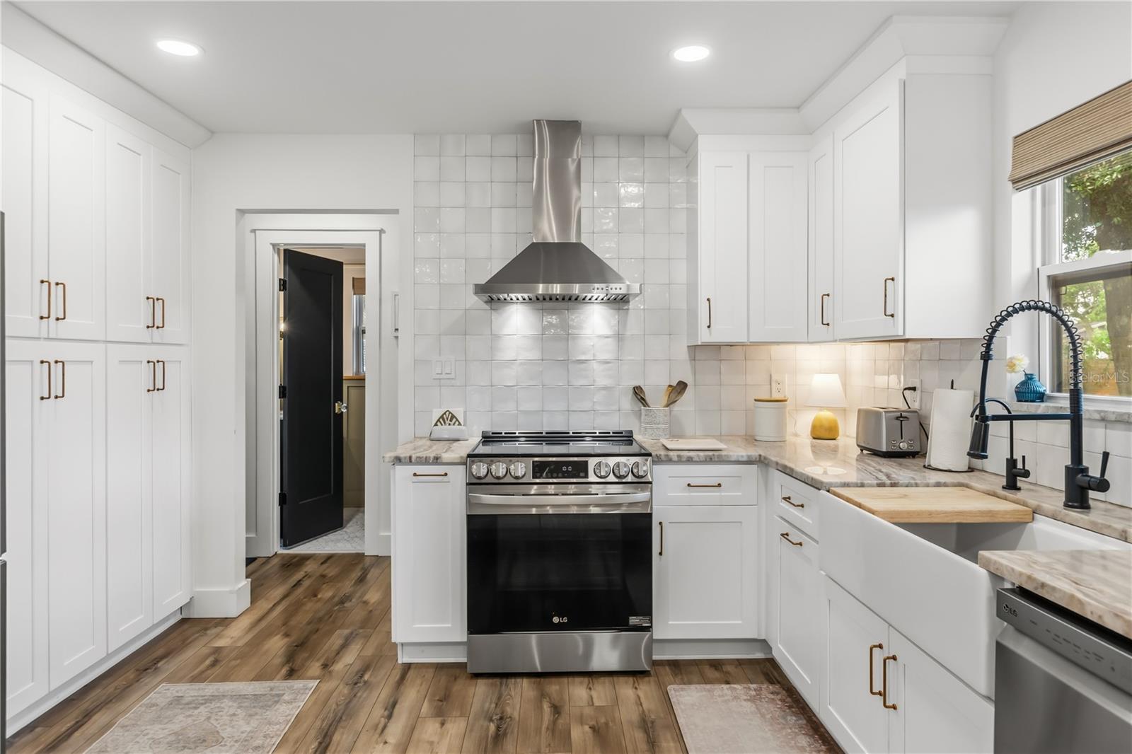 420 S SUNSET DR, CASSELBERRY, FL, 32707