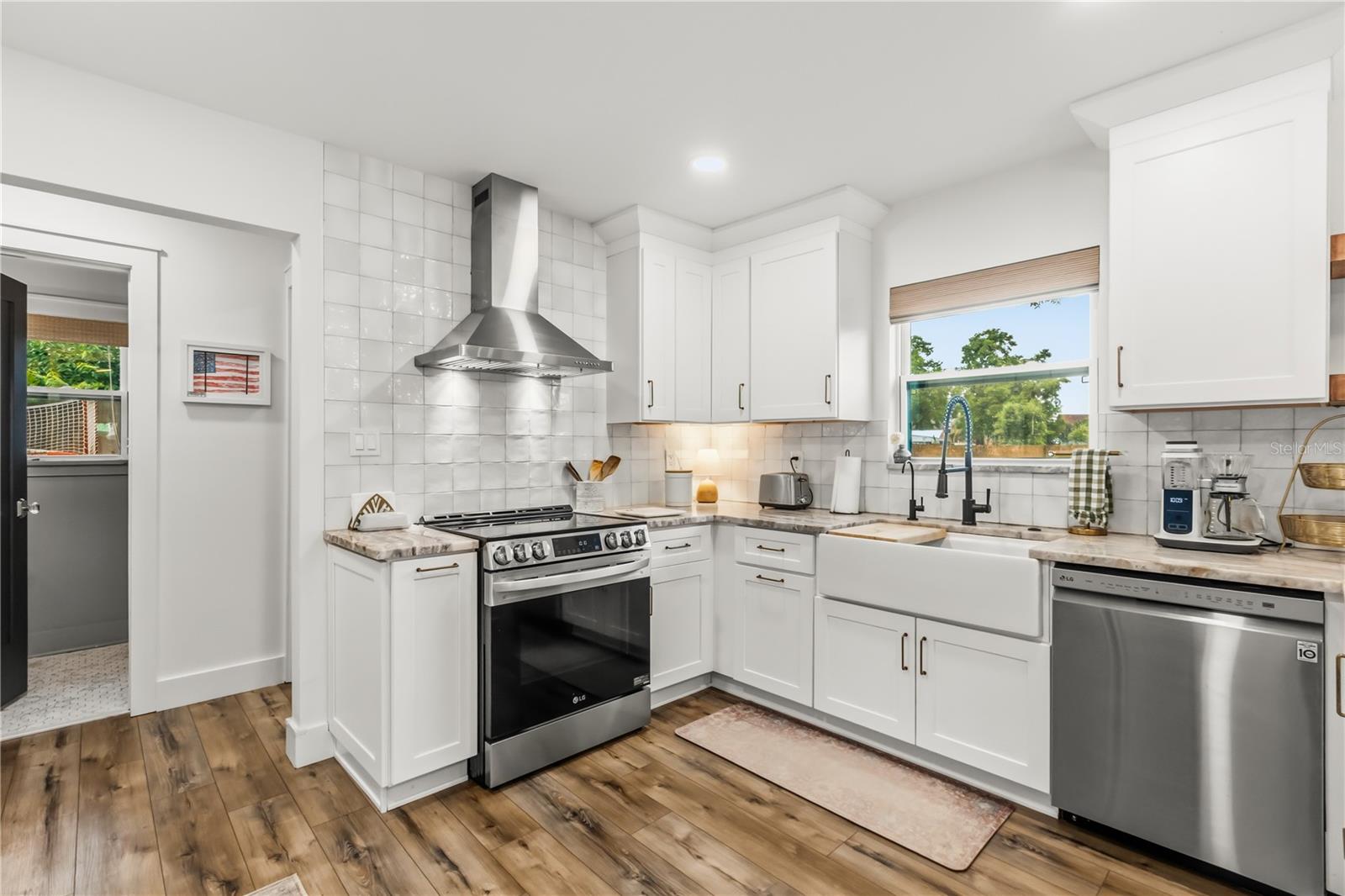420 S SUNSET DR, CASSELBERRY, FL, 32707