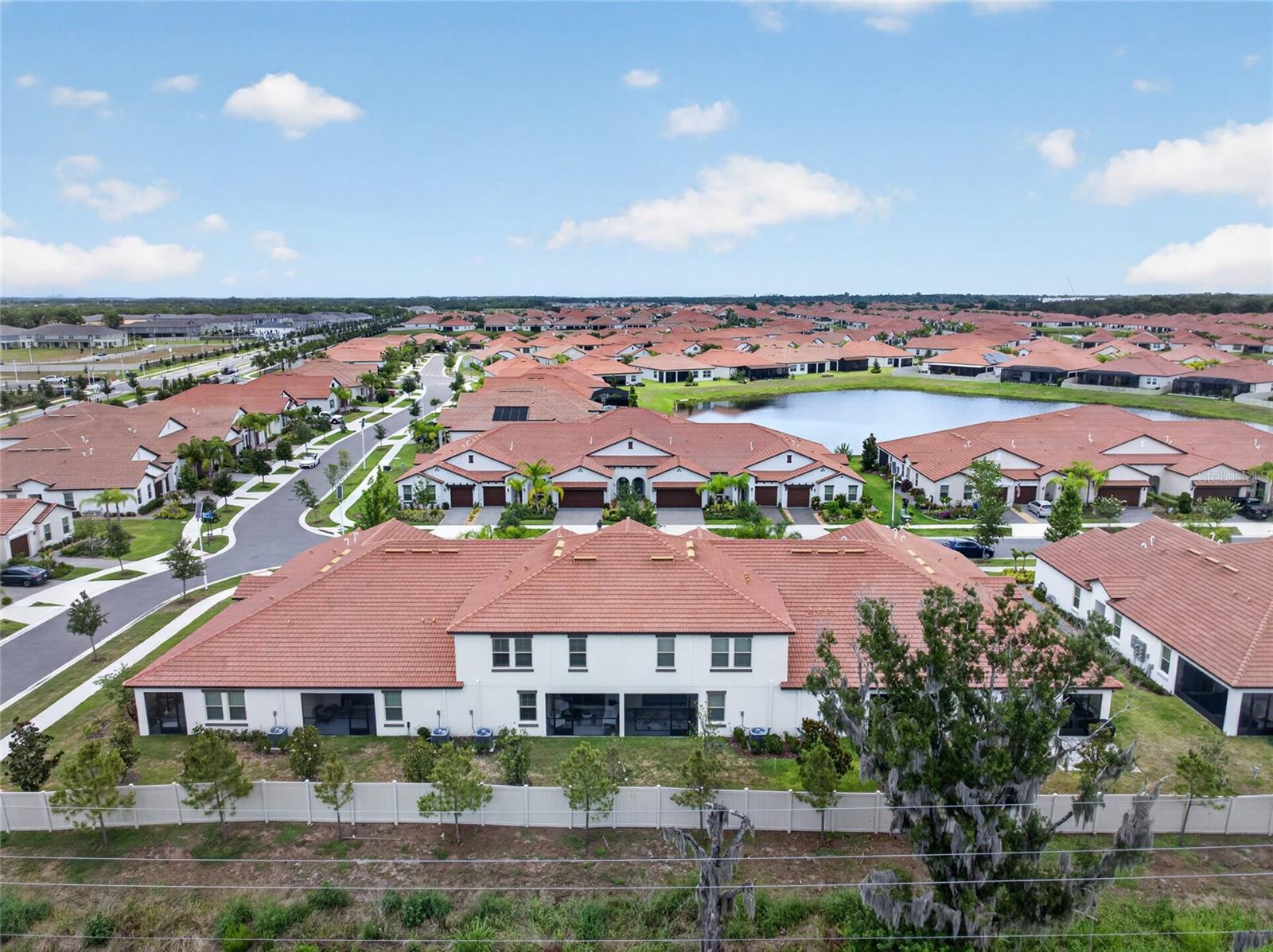 17554 HOLLY WELL AVE, WIMAUMA, FL, 33598