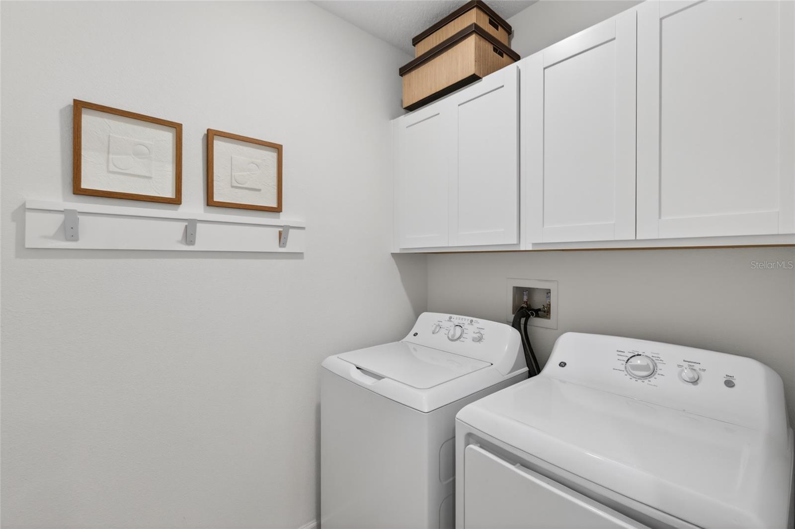 17554 HOLLY WELL AVE, WIMAUMA, FL, 33598