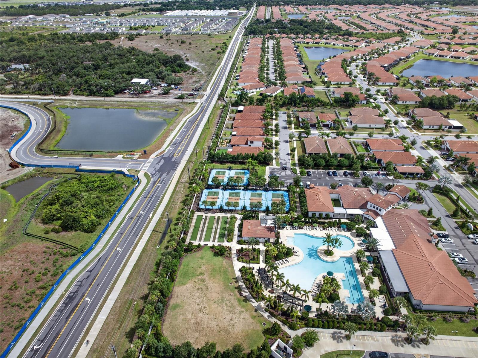 17554 HOLLY WELL AVE, WIMAUMA, FL, 33598